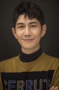 何明翰